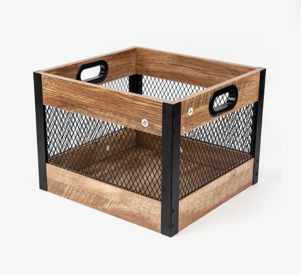 パフォーマンス、耐久性、安全性を向上させるために、金属ケースと棚の製造に高炭素鋼と強化材料を選択する理由は何ですか?